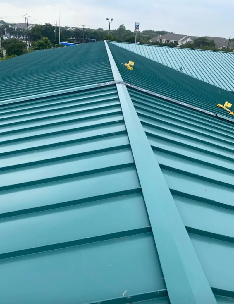 Green commercial metal roof ridge and valley for Metal Roof Repair in Haltom City
